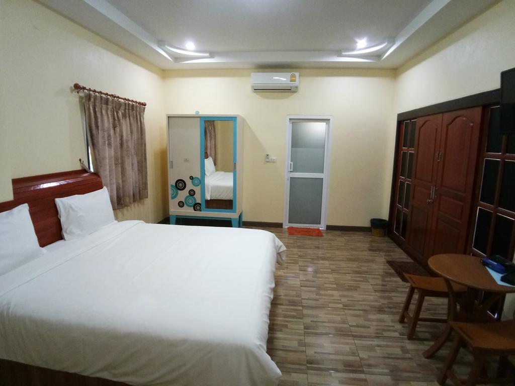 Baan Mek Lom Hotel Khao Lak Ngoại thất bức ảnh